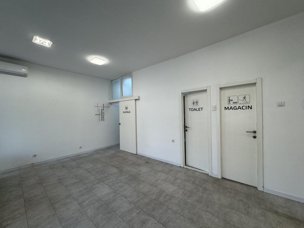 Lokal – Bulevar Mihajla Pupina, Blok 30 ID#2579