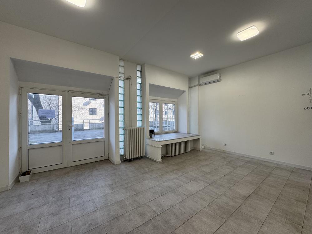 Lokal – Bulevar Mihajla Pupina, Blok 30 ID#2579