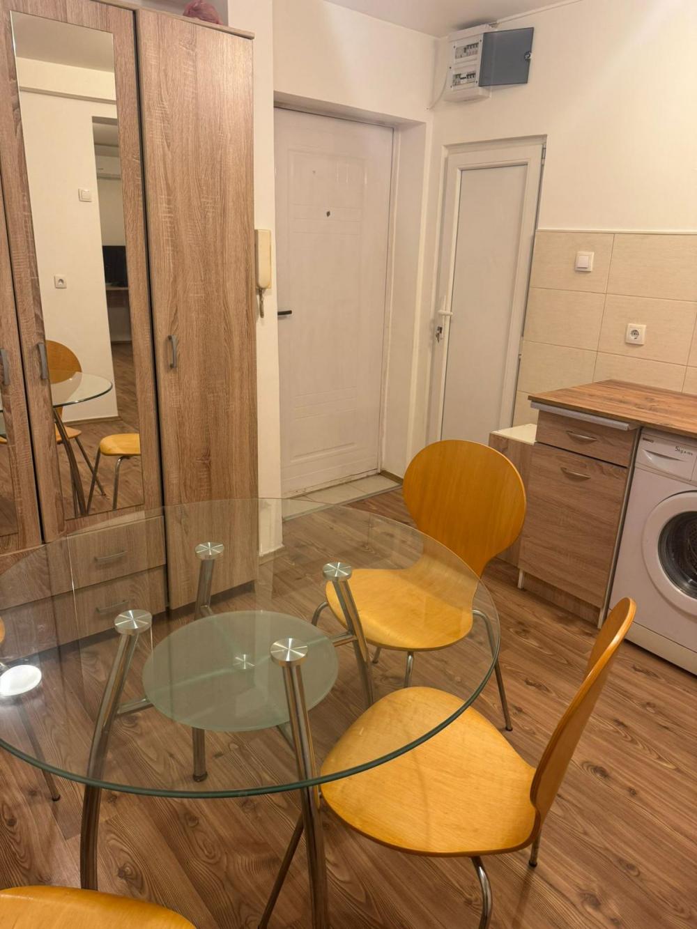 Kalenić pijaca, 1.0, petfriendly, dvoriste. ID#2589